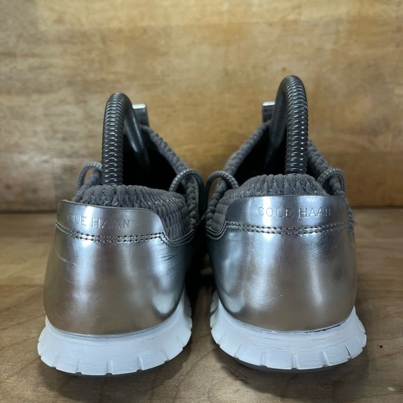 Cole Haan ZeroGrand Quilted Womens Size 9B Shoes Sneakers Gray Silver - Picture 4 of 8